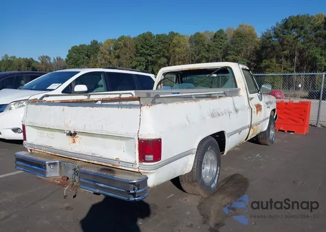 1981 GMC C1500 z USA, uszkodzony, nr VIN 1GTDC14D6BB518276